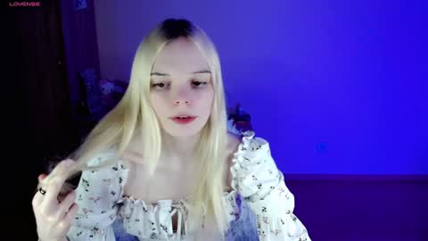 Lia online show from January 17, 2025, 10:12 pm