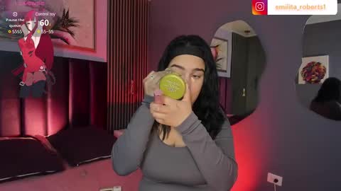 Snapshot of emily_roberts1 chatting on January 25, 2025, 12:26 pm Emily online show from January 25, 2025, 12:26 pm