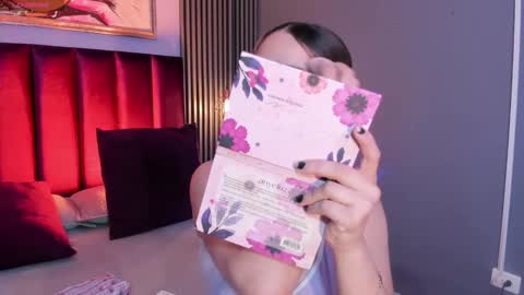 Emily  online show from December 19, 2025, 9:22 pm