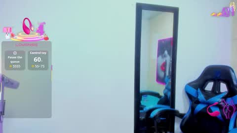 Snapshot of emily_rosse04 chatting on December 13, 2025, 7:53 pm online show from December 13, 2025, 7:53 pm