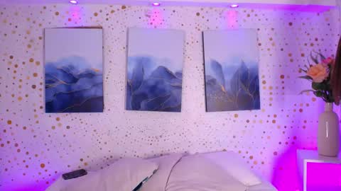 Emily. online show from December 1, 2025, 3:44 am