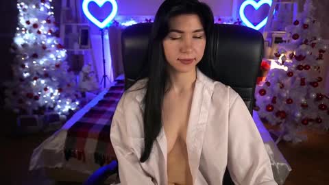 Emy online show from December 16, 2024, 1:00 pm