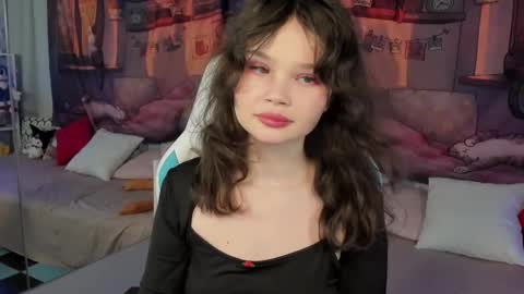 Snapshot of emilychaves chatting on November 13, 2025, 4:50 pm Emilyhaves online show from November 13, 2025, 4:50 pm