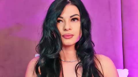 Snapshot of emilycolle_ chatting on March 10, 2025, 8:04 am Emily online show from March 10, 2025, 8:04 am