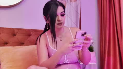 Snapshot of emilycolle_ chatting on October 11, 2025, 4:33 am Emily online show from October 11, 2025, 4:33 am