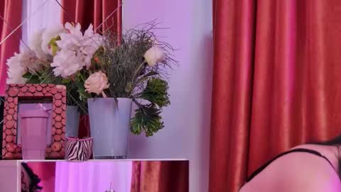 Snapshot of emilycolle_ chatting on October 12, 2025, 4:55 am Emily online show from October 12, 2025, 4:55 am