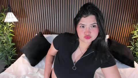 Emily  online show from March 11, 2025, 4:32 am