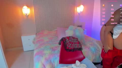 EMILY online show from October 30, 2025, 7:25 pm