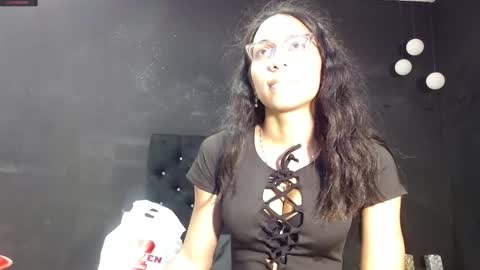 Emily online show from February 9, 2025, 11:25 am