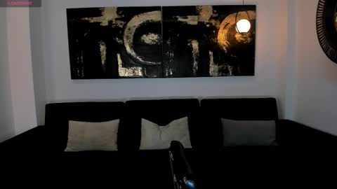 Emily online show from December 16, 2025, 3:22 am