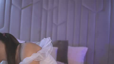 Snapshot of emilyjuarez chatting on January 6, 2025, 1:19 pm Emily online show from January 6, 2025, 1:19 pm