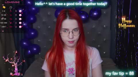 Snapshot of emilykents chatting on October 27, 2025, 1:53 am EmilyKents online show from October 27, 2025, 1:53 am