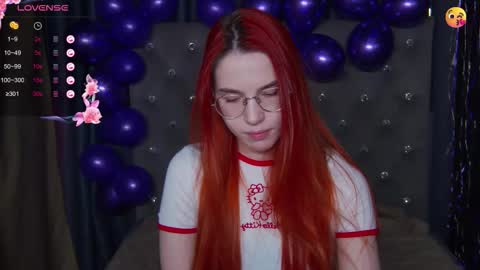 Snapshot of emilykents chatting on November 6, 2025, 2:01 am EmilyKents online show from November 6, 2025, 2:01 am