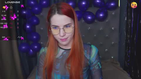 Snapshot of emilykents chatting on December 4, 2025, 1:15 am EmilyKents online show from December 4, 2025, 1:15 am