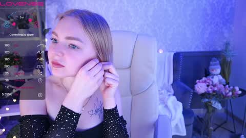 Snapshot of emilysunshines chatting on December 14, 2024, 9:24 pm MY NAME IS Emily WELCOME EVERYONE I WILL BE HAPPY TO GIVE YOU WHAT YOU HAVE DREAMED OF FOR SO LONG online show from December 14, 2024, 9:24 pm