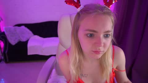Snapshot of emilysunshines chatting on December 26, 2024, 9:37 pm MY NAME IS Emily WELCOME EVERYONE I WILL BE HAPPY TO GIVE YOU WHAT YOU HAVE DREAMED OF FOR SO LONG online show from December 26, 2024, 9:37 pm