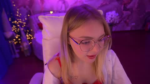 Snapshot of emilysunshines chatting on January 17, 2025, 3:34 am MY NAME IS Emily WELCOME EVERYONE I WILL BE HAPPY TO GIVE YOU WHAT YOU HAVE DREAMED OF FOR SO LONG online show from January 17, 2025, 3:34 am