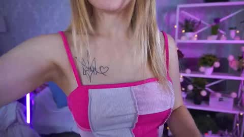 Snapshot of emilysunshines chatting on September 16, 2025, 6:47 am MY NAME IS Emily WELCOME EVERYONE I WILL BE HAPPY TO GIVE YOU WHAT YOU HAVE DREAMED OF FOR SO LONG online show from September 16, 2025, 6:47 am