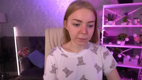 Snapshot of emilysunshines chatting on September 18, 2025, 6:26 am MY NAME IS Emily WELCOME EVERYONE I WILL BE HAPPY TO GIVE YOU WHAT YOU HAVE DREAMED OF FOR SO LONG online show from September 18, 2025, 6:26 am