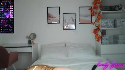 Snapshot of emilyxgrasez chatting on February 11, 2025, 10:07 pm Emily online show from February 11, 2025, 10:07 pm