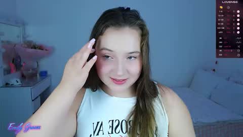 Snapshot of emilyxgrasez chatting on September 13, 2025, 12:32 am Emily online show from September 13, 2025, 12:32 am