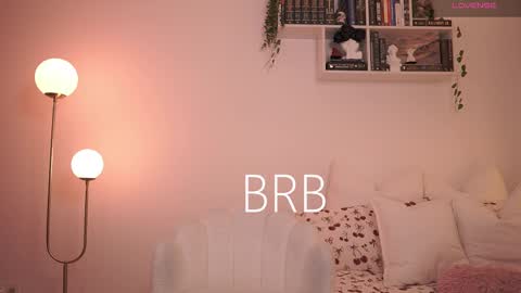 Snapshot of emilyxrose_ chatting on February 19, 2025, 8:31 pm IG thickemmsss online show from February 19, 2025, 8:31 pm