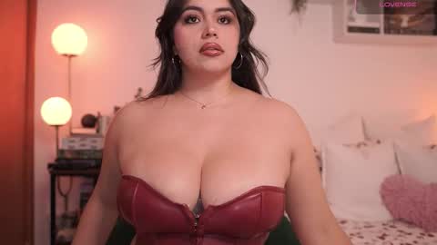 Snapshot of emilyxrose_ chatting on September 29, 2025, 4:56 pm IG thickemmsss online show from September 29, 2025, 4:56 pm