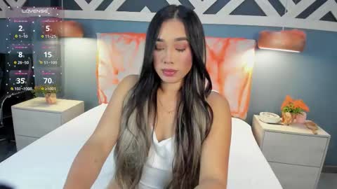 Emily  online show from October 11, 2025, 11:53 am