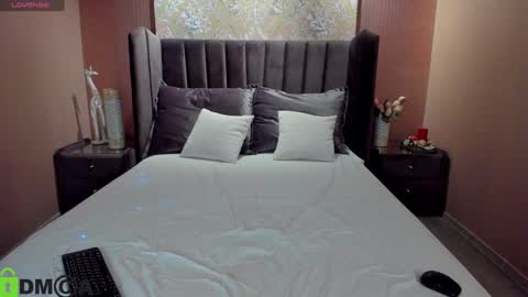 Emm online show from December 31, 2024, 10:12 pm