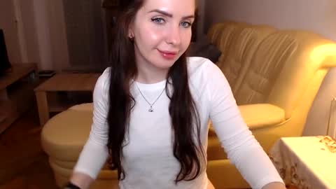 Snapshot of emma719510 chatting on October 23, 2025, 10:30 pm Emma online show from October 23, 2025, 10:30 pm