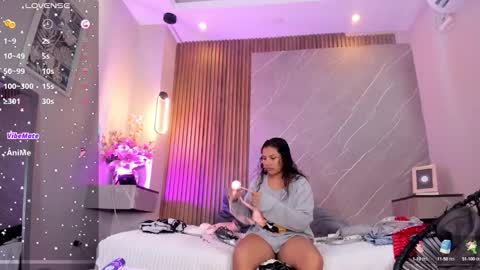 emma__rose1 online show from October 16, 2025, 2:23 am