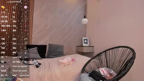 emma__rose1 online show from November 2, 2025, 2:14 am