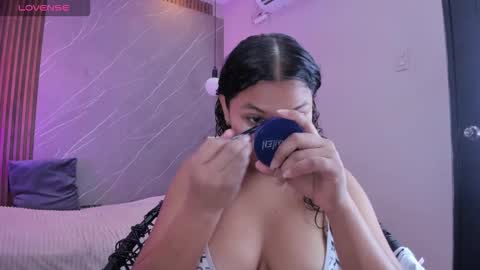 emma__rose1 online show from November 20, 2025, 2:34 am