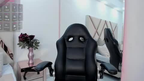 Snapshot of emma_carterr1 chatting on October 3, 2025, 6:05 pm pau online show from October 3, 2025, 6:05 pm