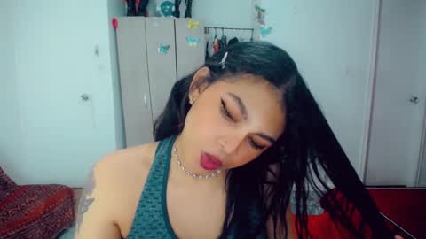 Snapshot of emma_diva chatting on September 12, 2025, 9:48 pm emma online show from September 12, 2025, 9:48 pm