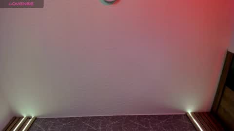 Snapshot of emma_ford1 chatting on December 15, 2024, 2:16 pm Emma  online show from December 15, 2024, 2:16 pm