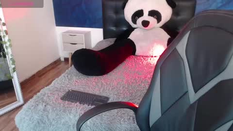 Snapshot of emma_ford1 chatting on January 2, 2025, 5:07 pm Emma  online show from January 2, 2025, 5:07 pm
