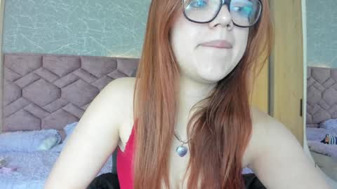 Snapshot of emma_ford1 chatting on February 8, 2025, 5:50 pm Emma  online show from February 8, 2025, 5:50 pm