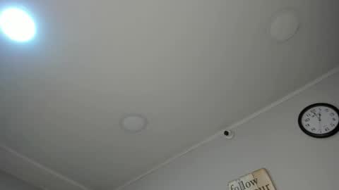 Snapshot of emma_ford1 chatting on September 12, 2025, 4:45 am Emma  online show from September 12, 2025, 4:45 am