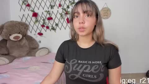 emma_grayys online show from November 28, 2025, 3:53 am