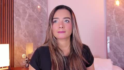 Emma online show from September 26, 2025, 3:43 am