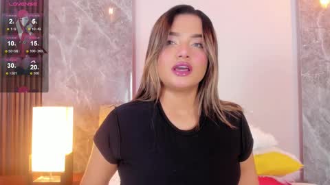 Emma online show from November 12, 2025, 3:40 am