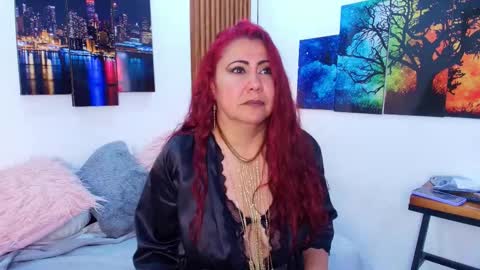 Emma 3 online show from September 8, 2025, 8:19 pm