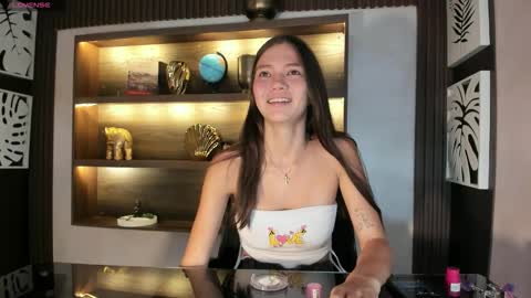 Snapshot of emma_jhoons chatting on September 28, 2025, 11:04 am emma_jhoons online show from September 28, 2025, 11:04 am