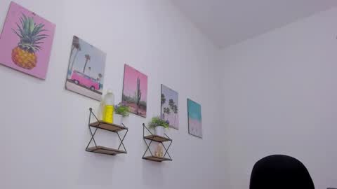 Snapshot of emma_lean chatting on December 5, 2025, 12:03 pm whises lits online show from December 5, 2025, 12:03 pm