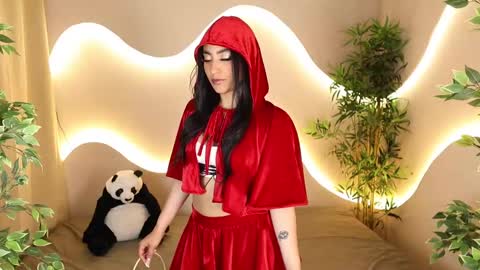 Snapshot of emma_lirys chatting on October 31, 2025, 6:58 am Emma online show from October 31, 2025, 6:58 am