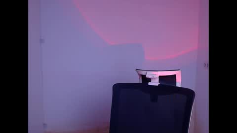 Emma online show from February 2, 2025, 8:46 am