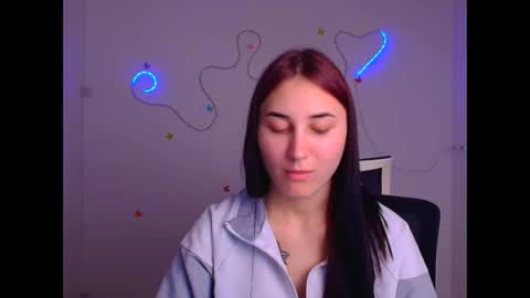 Emma online show from March 4, 2025, 12:39 am