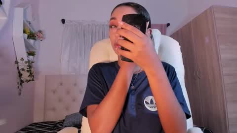 Emma online show from October 16, 2025, 8:10 pm