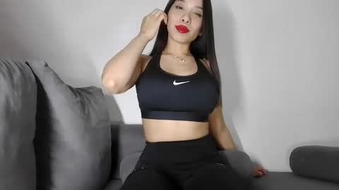 Emma 3 online show from January 22, 2025, 2:04 am